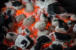 allumer-un-barbecue-sans-produits-chimiques-nettoyer-la-maison-blog
